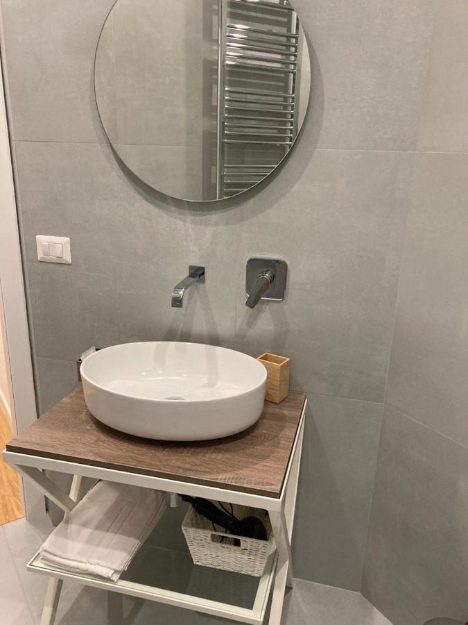 Apartament A Casa Di Roberta Salerno Zewnętrze zdjęcie