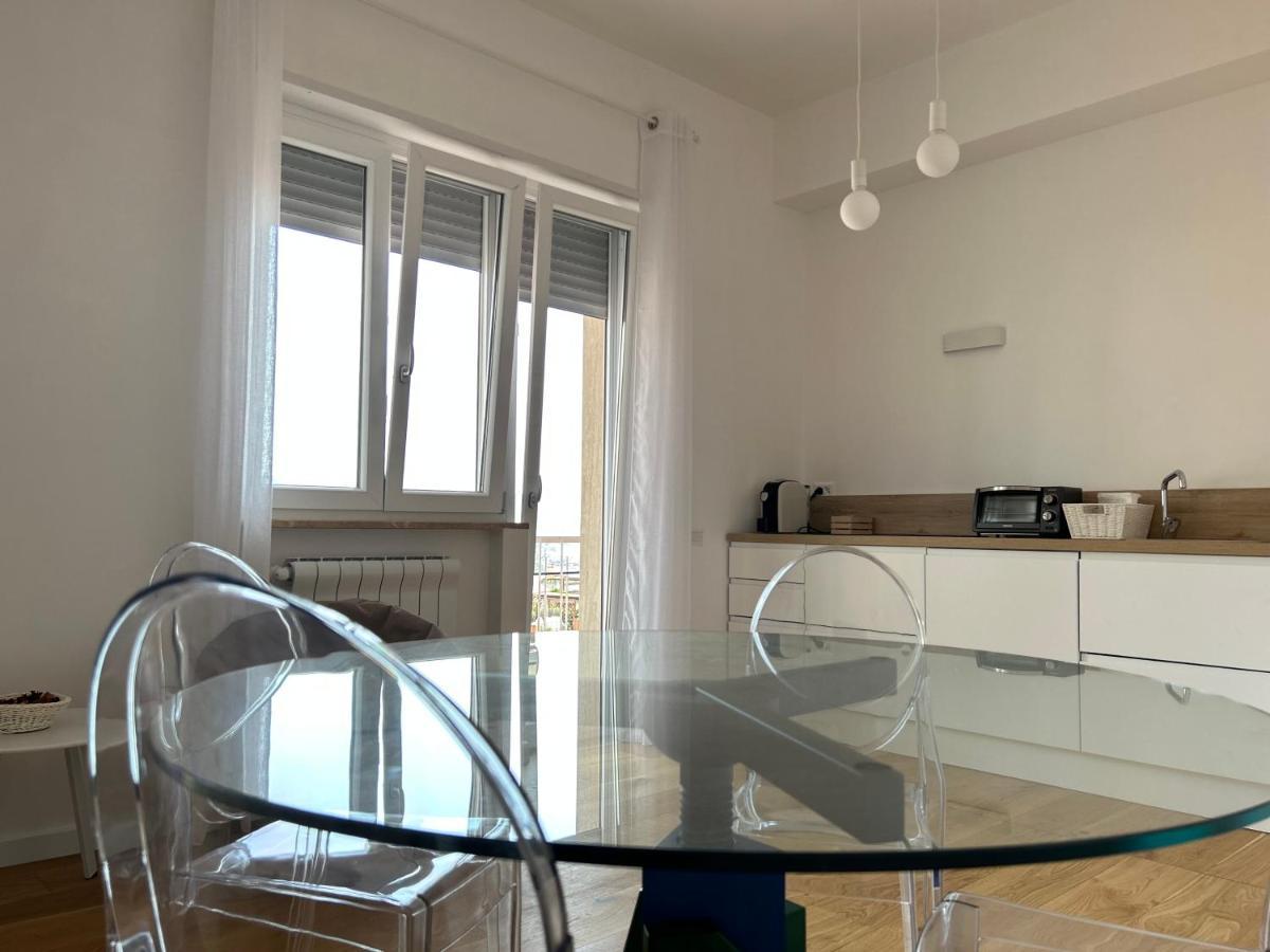 Apartament A Casa Di Roberta Salerno Zewnętrze zdjęcie